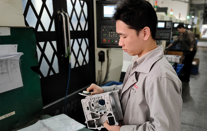 鑄件巡檢，定時(shí)送檢